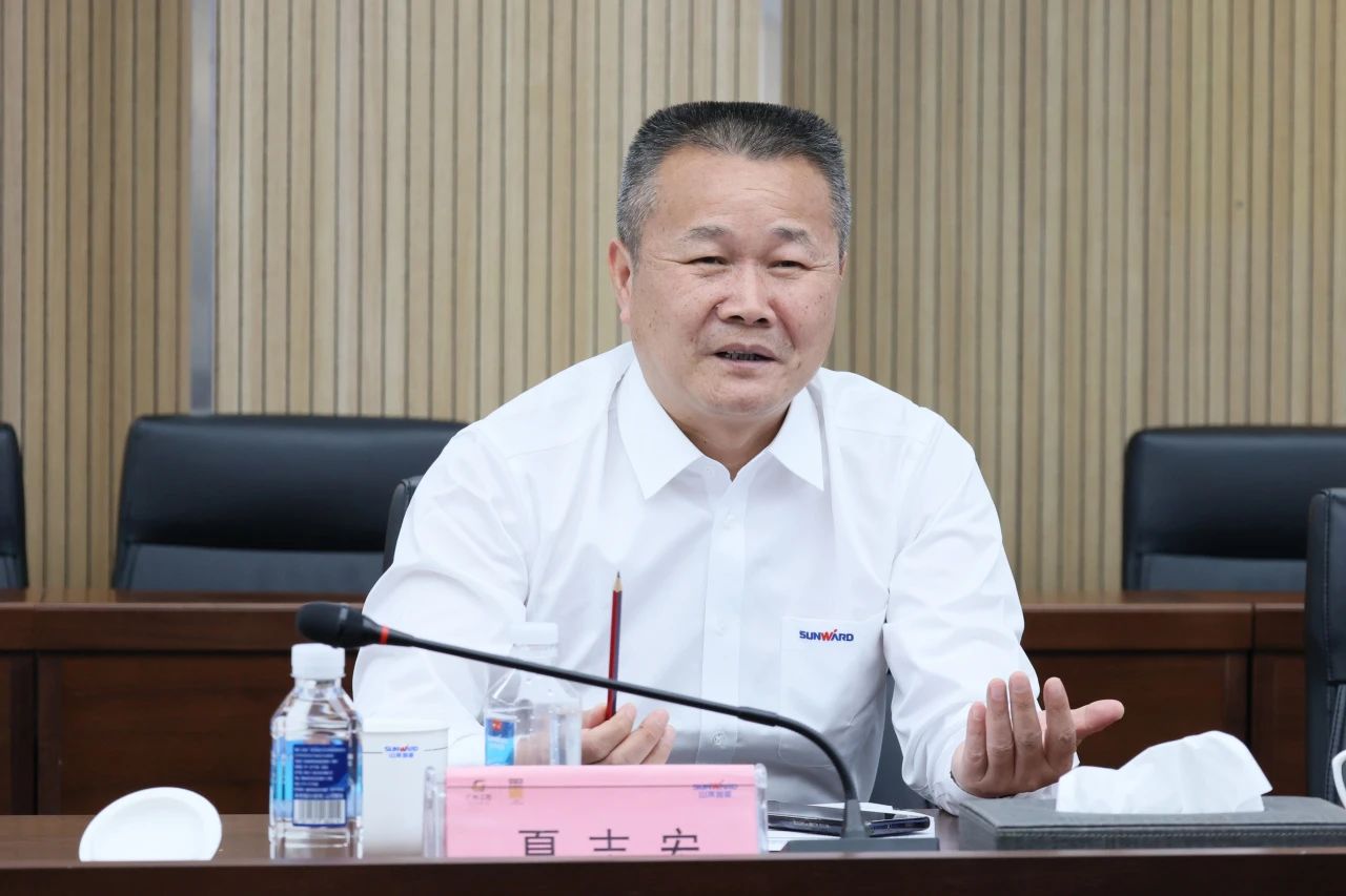 共促中國制造揚帆海外！中國出口信用保險公司到訪山河智能
