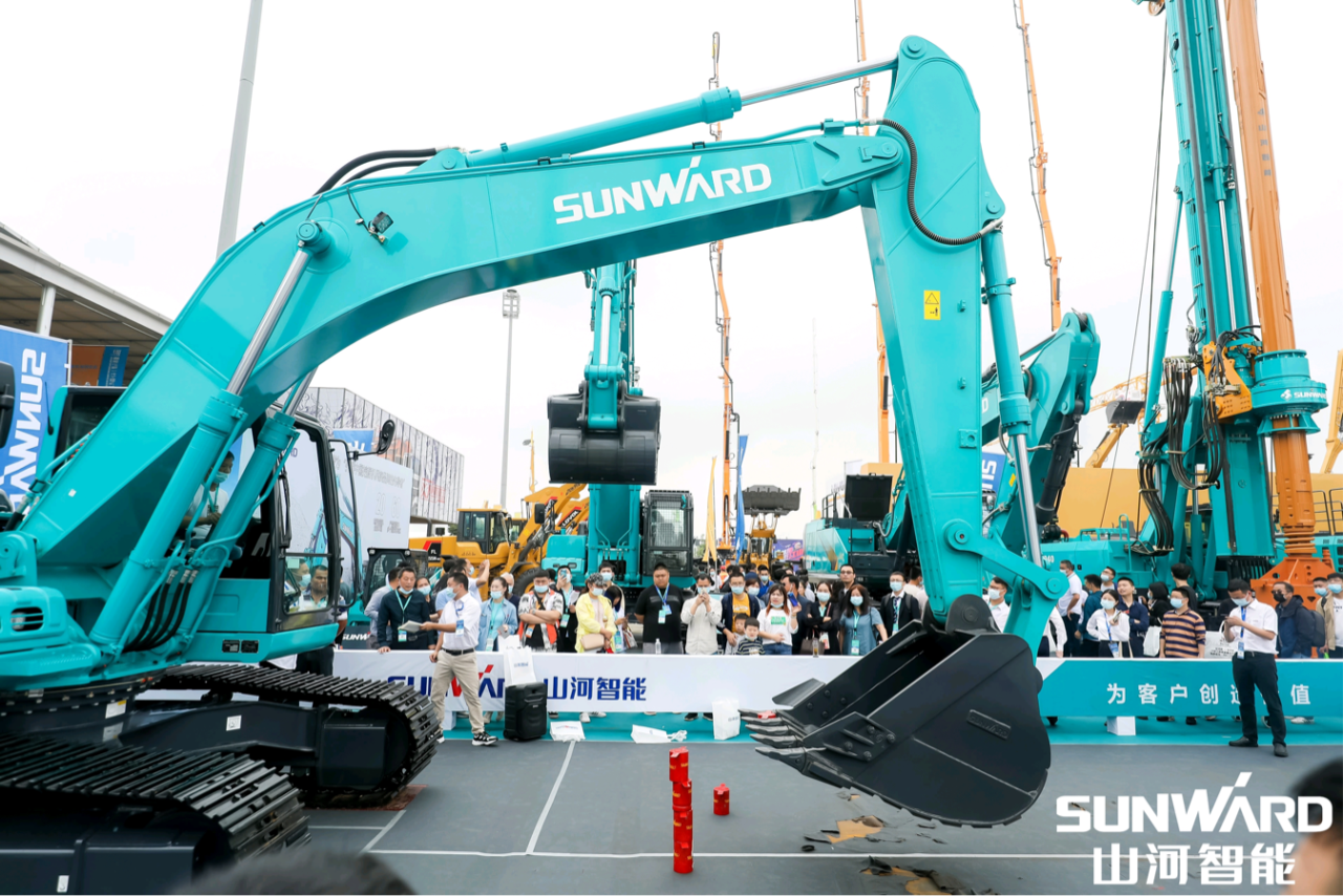 2025 CICEE | 山河智能歷屆長沙展高光回顧！再啟新篇，邀您共赴創(chuàng)新之約！
