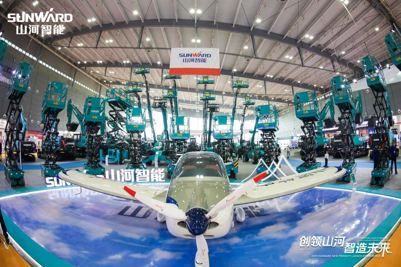 2025 CICEE | 山河智能歷屆長沙展高光回顧！再啟新篇，邀您共赴創(chuàng)新之約！